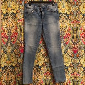 Light wash American Eagle jeans